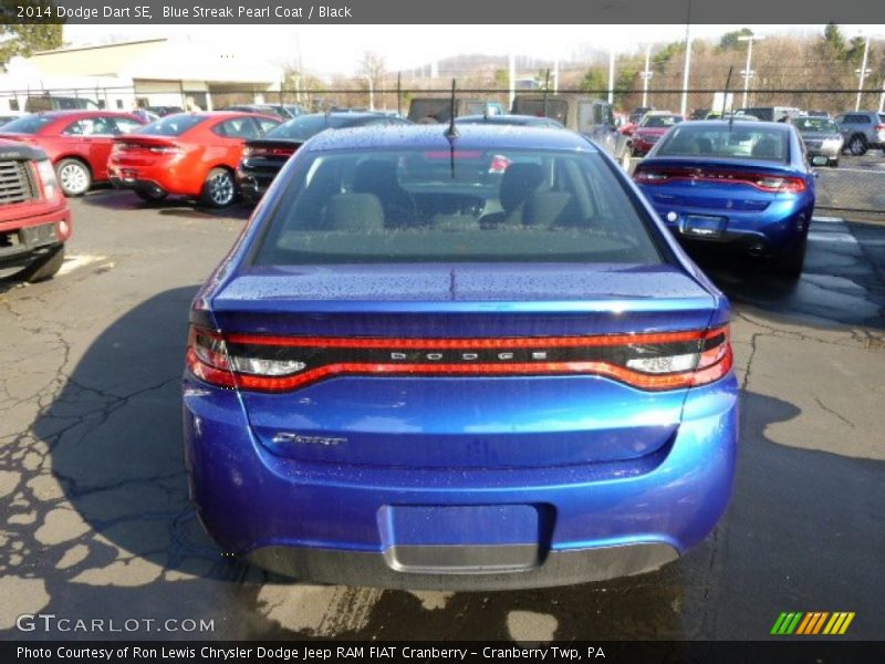 Blue Streak Pearl Coat / Black 2014 Dodge Dart SE