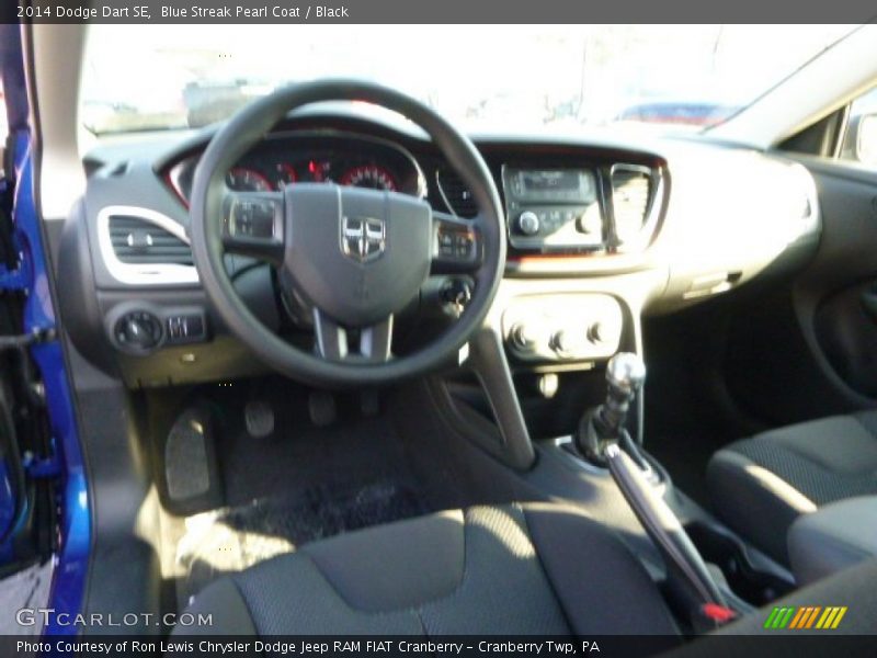 Blue Streak Pearl Coat / Black 2014 Dodge Dart SE