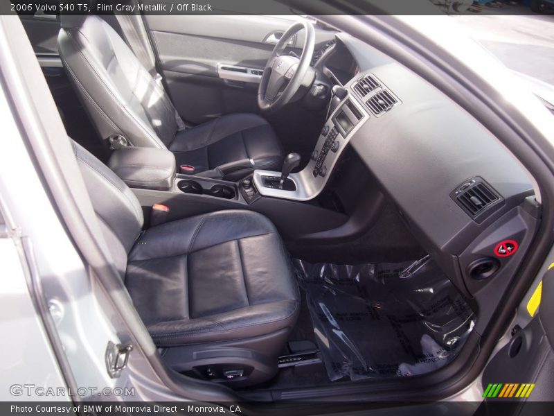 Flint Gray Metallic / Off Black 2006 Volvo S40 T5