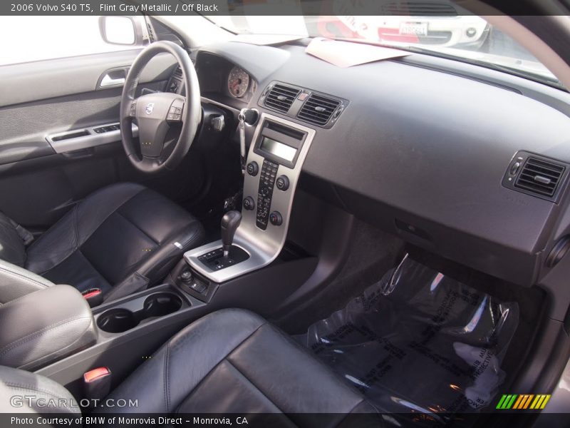 Flint Gray Metallic / Off Black 2006 Volvo S40 T5