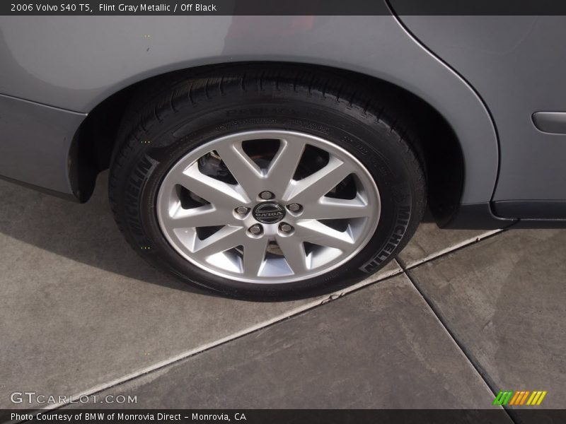 Flint Gray Metallic / Off Black 2006 Volvo S40 T5