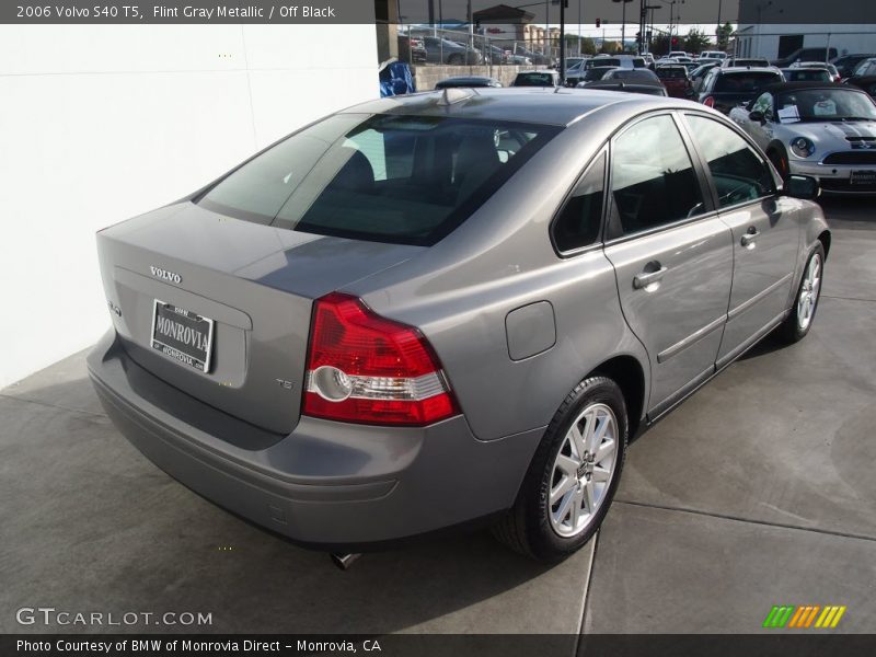 Flint Gray Metallic / Off Black 2006 Volvo S40 T5