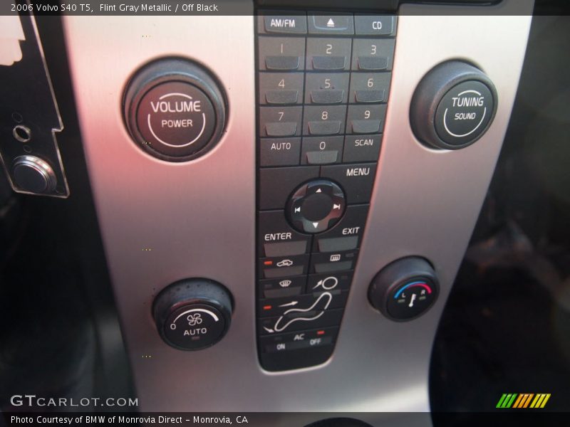 Flint Gray Metallic / Off Black 2006 Volvo S40 T5