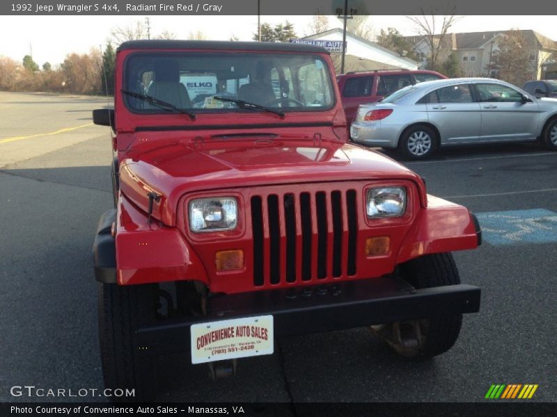 Radiant Fire Red / Gray 1992 Jeep Wrangler S 4x4