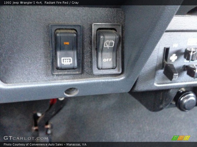 Controls of 1992 Wrangler S 4x4