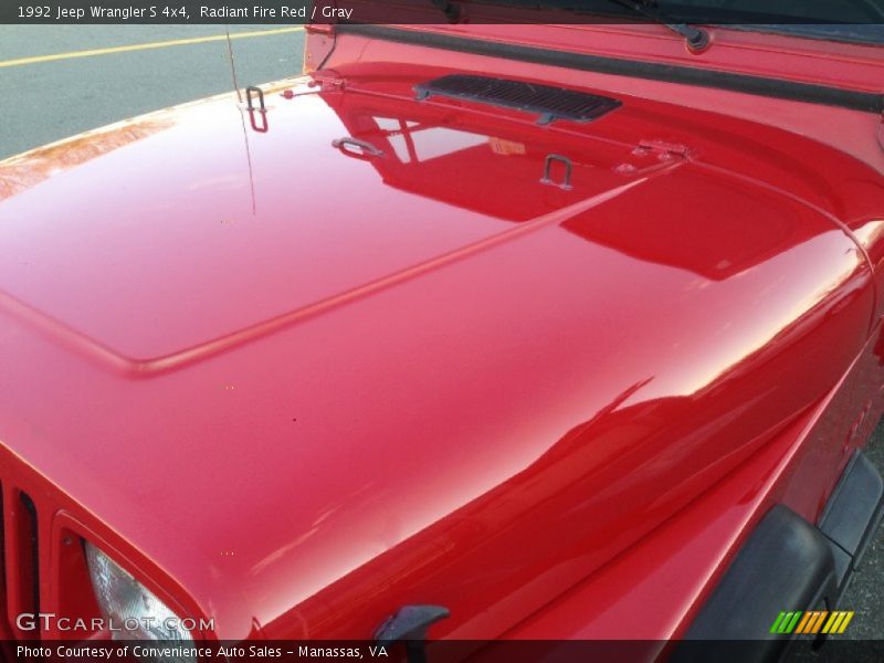 Radiant Fire Red / Gray 1992 Jeep Wrangler S 4x4
