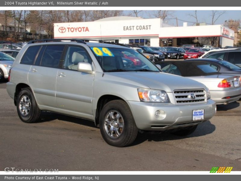 Millenium Silver Metallic / Ash 2004 Toyota Highlander V6