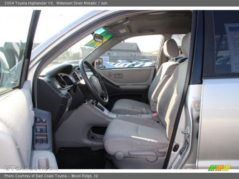 Millenium Silver Metallic / Ash 2004 Toyota Highlander V6