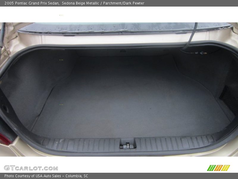 Sedona Beige Metallic / Parchment/Dark Pewter 2005 Pontiac Grand Prix Sedan