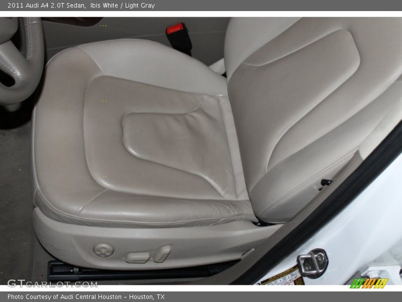 Ibis White / Light Gray 2011 Audi A4 2.0T Sedan