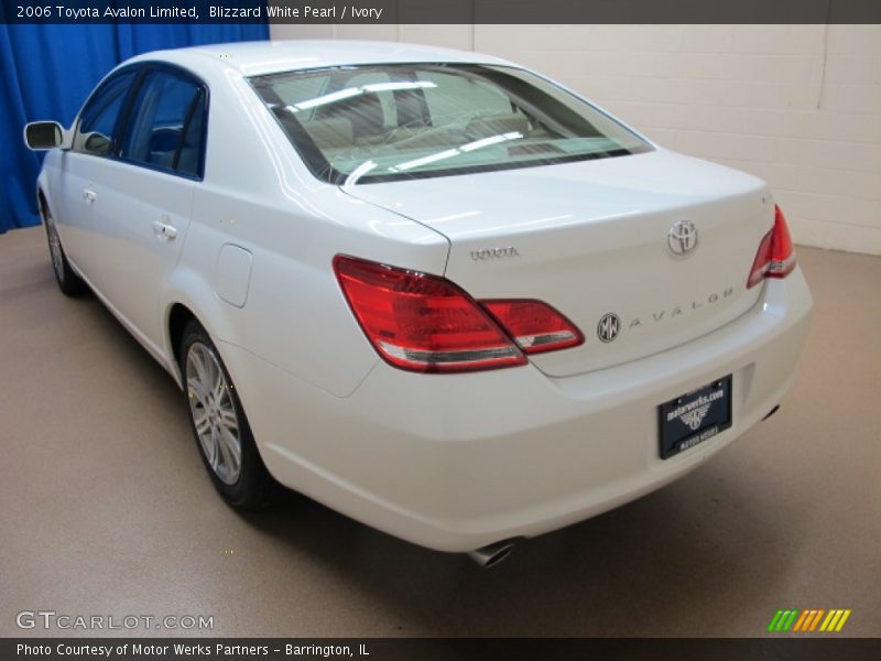 Blizzard White Pearl / Ivory 2006 Toyota Avalon Limited