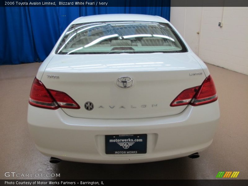Blizzard White Pearl / Ivory 2006 Toyota Avalon Limited