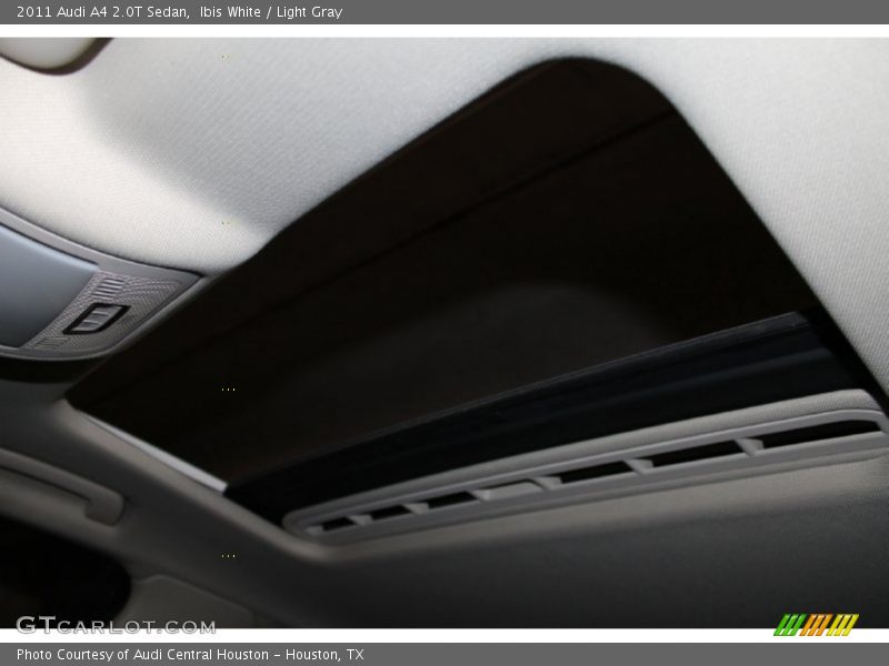 Ibis White / Light Gray 2011 Audi A4 2.0T Sedan