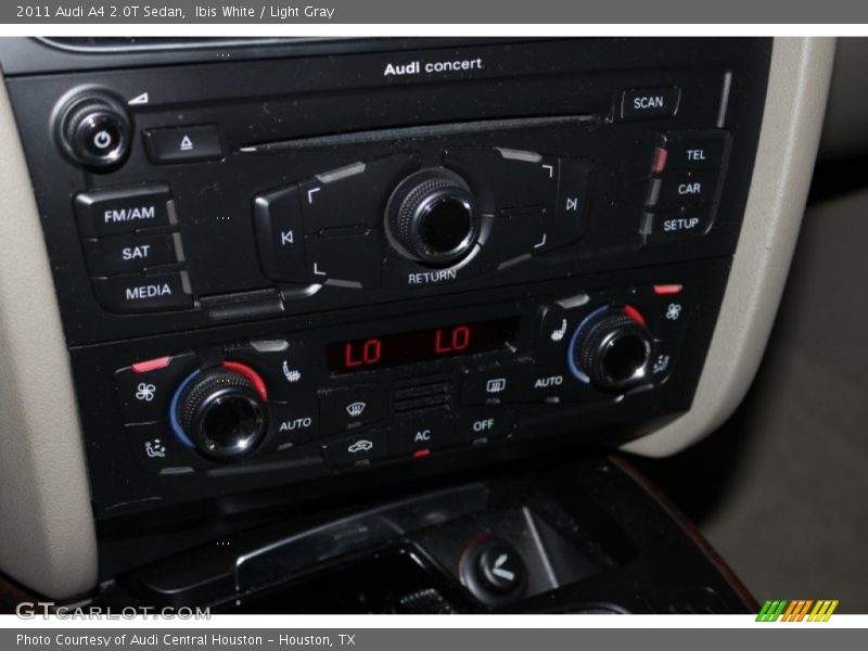 Ibis White / Light Gray 2011 Audi A4 2.0T Sedan