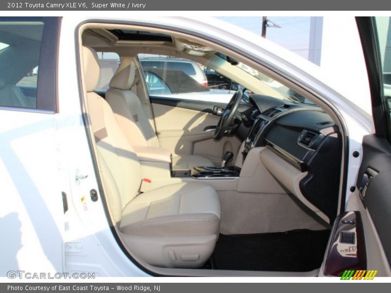 Super White / Ivory 2012 Toyota Camry XLE V6