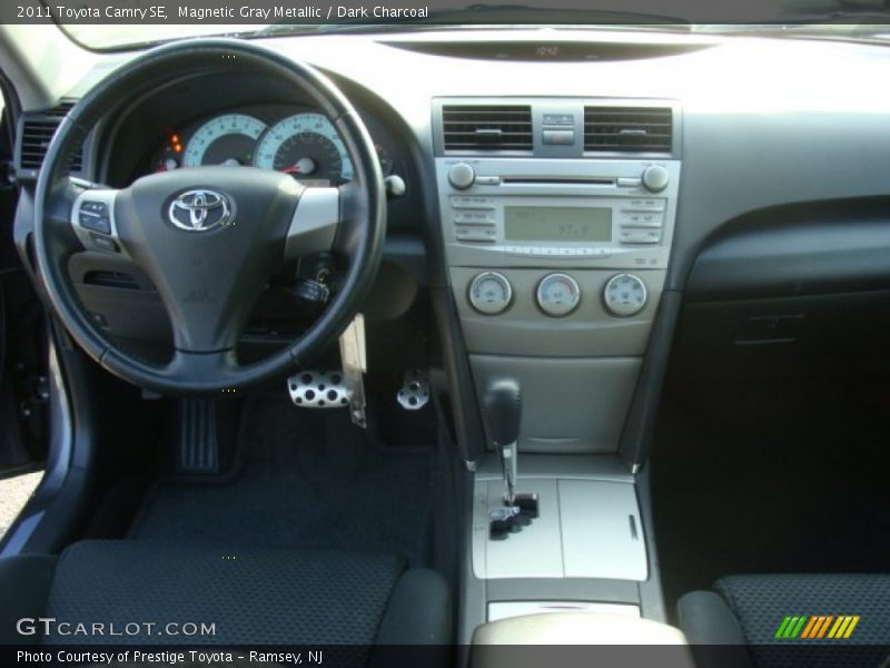 Magnetic Gray Metallic / Dark Charcoal 2011 Toyota Camry SE