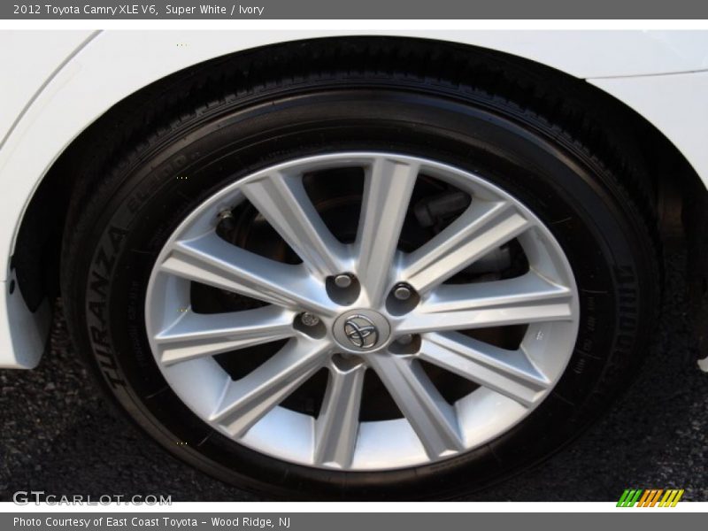 Super White / Ivory 2012 Toyota Camry XLE V6