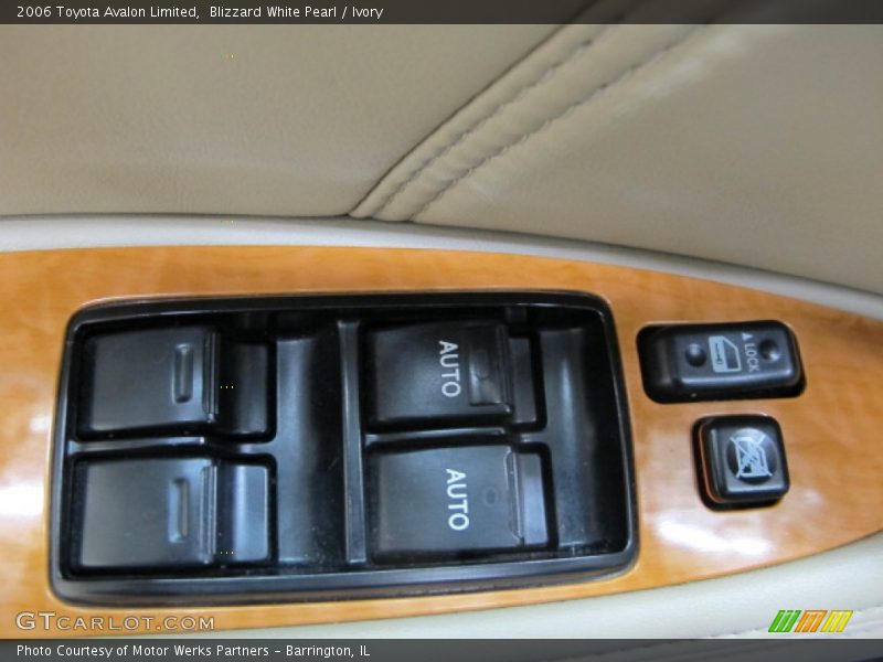 Blizzard White Pearl / Ivory 2006 Toyota Avalon Limited