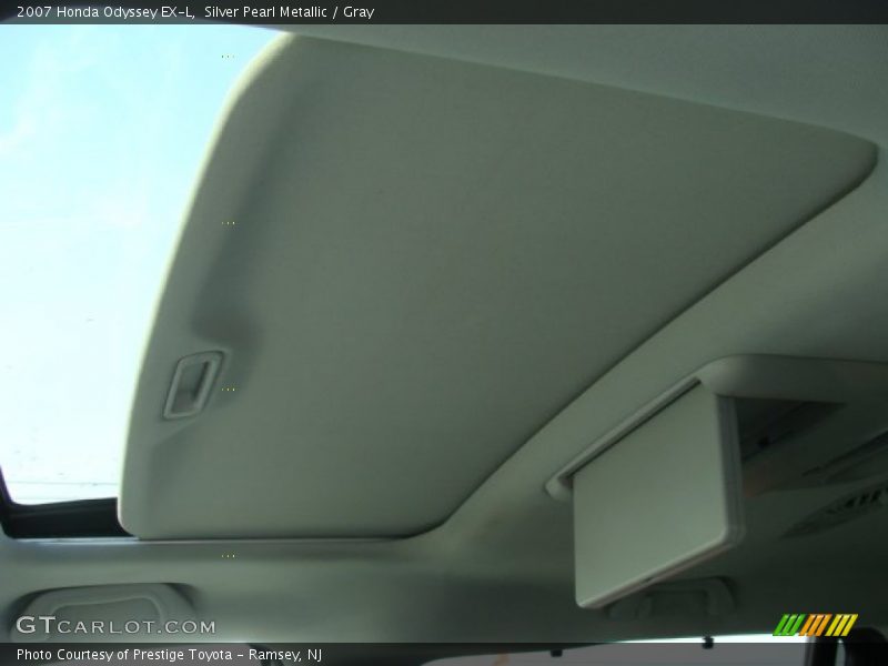 Silver Pearl Metallic / Gray 2007 Honda Odyssey EX-L