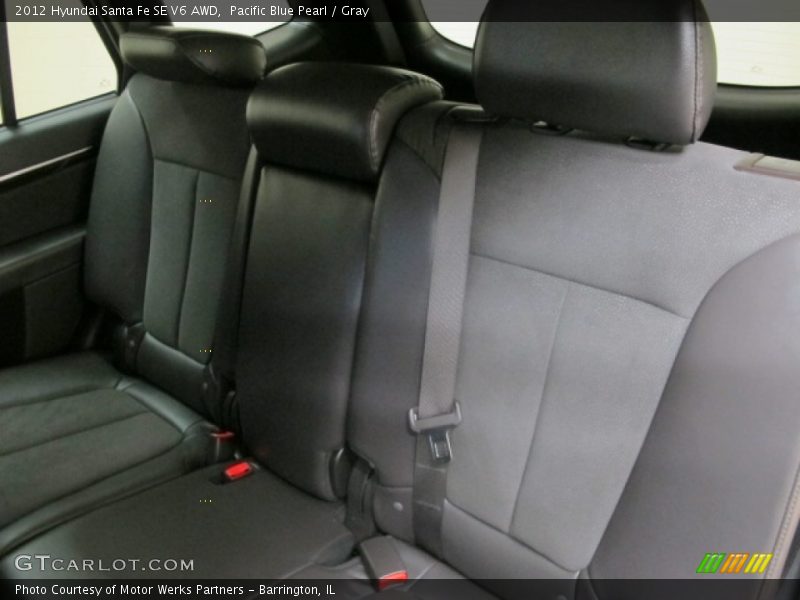 Pacific Blue Pearl / Gray 2012 Hyundai Santa Fe SE V6 AWD
