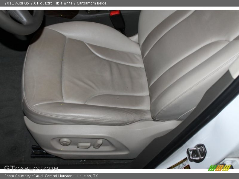 Ibis White / Cardamom Beige 2011 Audi Q5 2.0T quattro