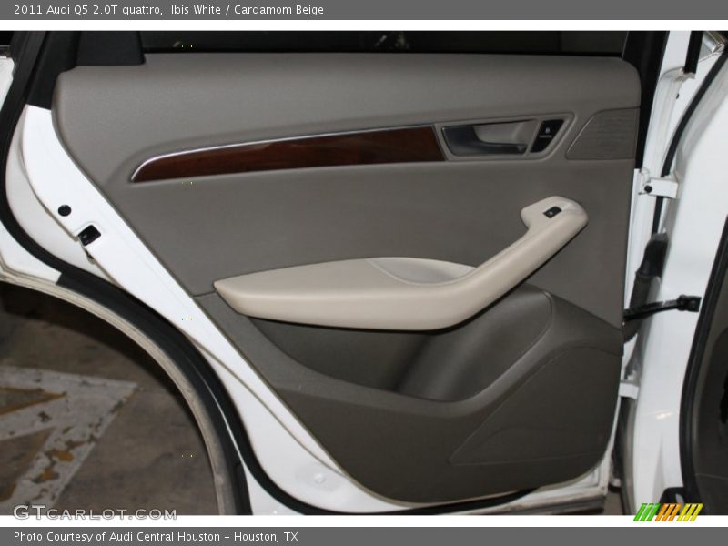 Ibis White / Cardamom Beige 2011 Audi Q5 2.0T quattro