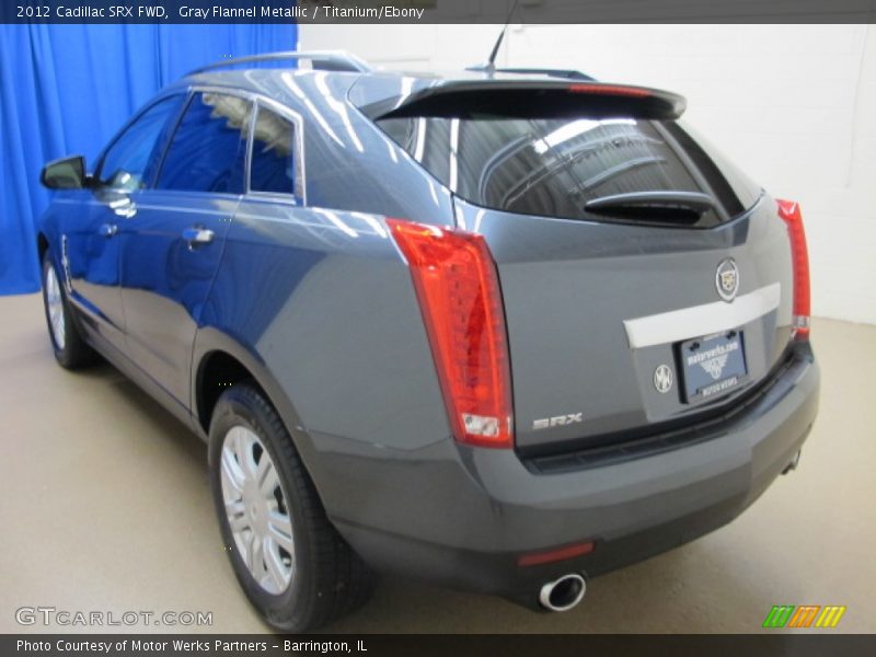 Gray Flannel Metallic / Titanium/Ebony 2012 Cadillac SRX FWD