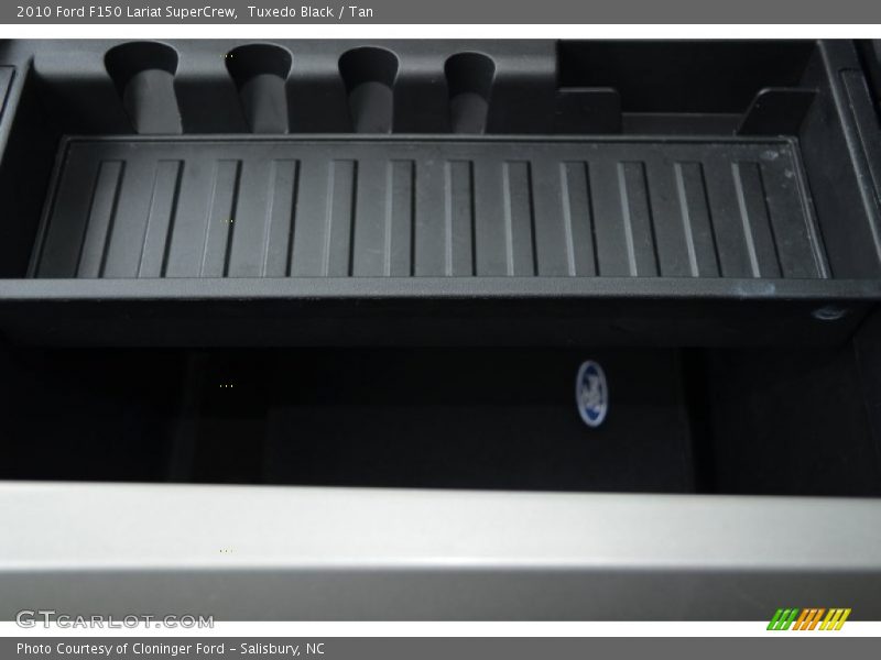 Tuxedo Black / Tan 2010 Ford F150 Lariat SuperCrew