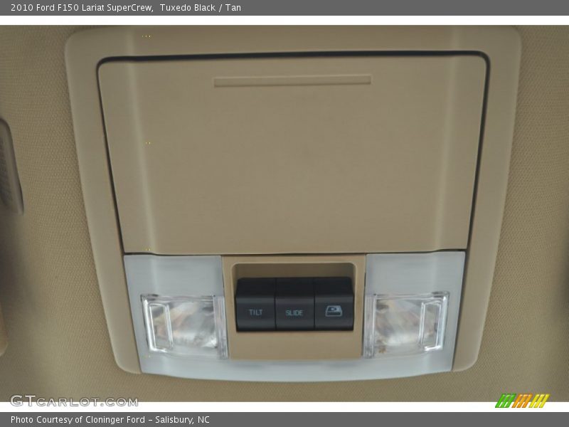 Tuxedo Black / Tan 2010 Ford F150 Lariat SuperCrew
