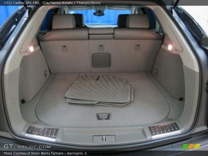 Gray Flannel Metallic / Titanium/Ebony 2012 Cadillac SRX FWD