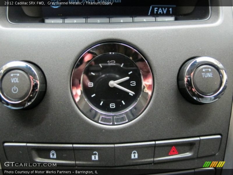 Gray Flannel Metallic / Titanium/Ebony 2012 Cadillac SRX FWD