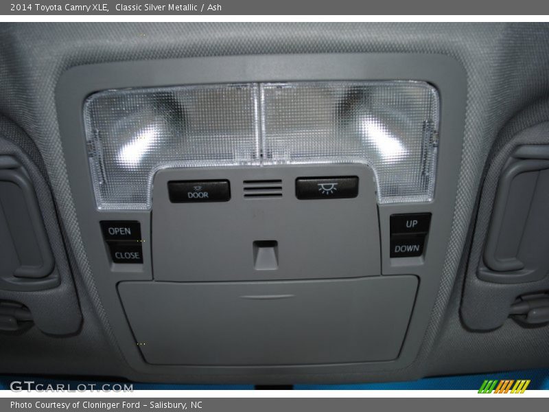 Classic Silver Metallic / Ash 2014 Toyota Camry XLE