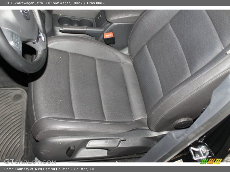Black / Titan Black 2010 Volkswagen Jetta TDI SportWagen