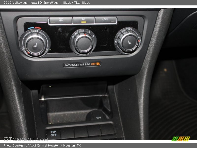 Black / Titan Black 2010 Volkswagen Jetta TDI SportWagen