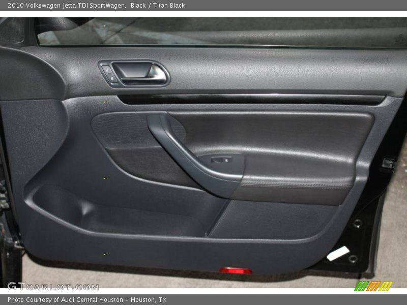 Black / Titan Black 2010 Volkswagen Jetta TDI SportWagen