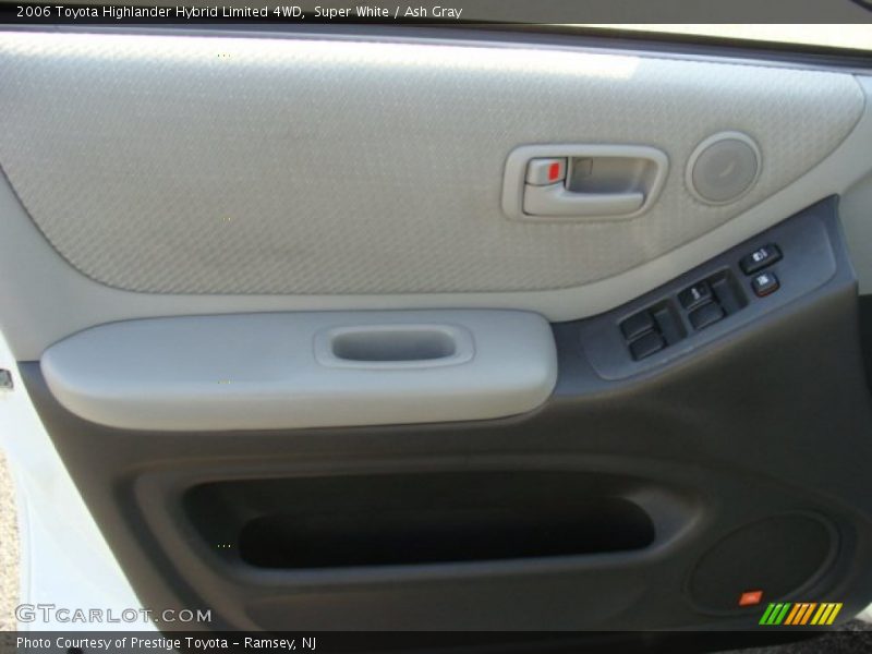 Super White / Ash Gray 2006 Toyota Highlander Hybrid Limited 4WD
