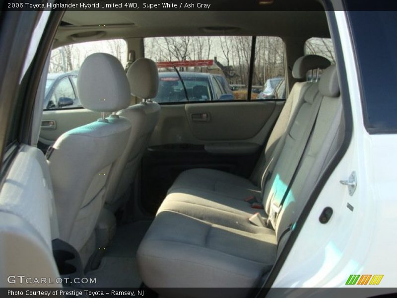 Super White / Ash Gray 2006 Toyota Highlander Hybrid Limited 4WD