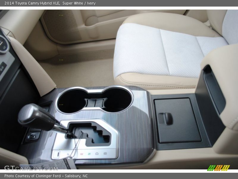 Super White / Ivory 2014 Toyota Camry Hybrid XLE