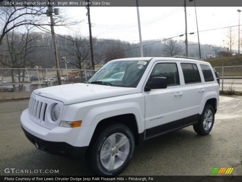 Bright White / Dark Slate Gray 2014 Jeep Patriot Sport 4x4