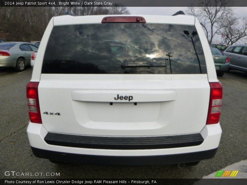 Bright White / Dark Slate Gray 2014 Jeep Patriot Sport 4x4