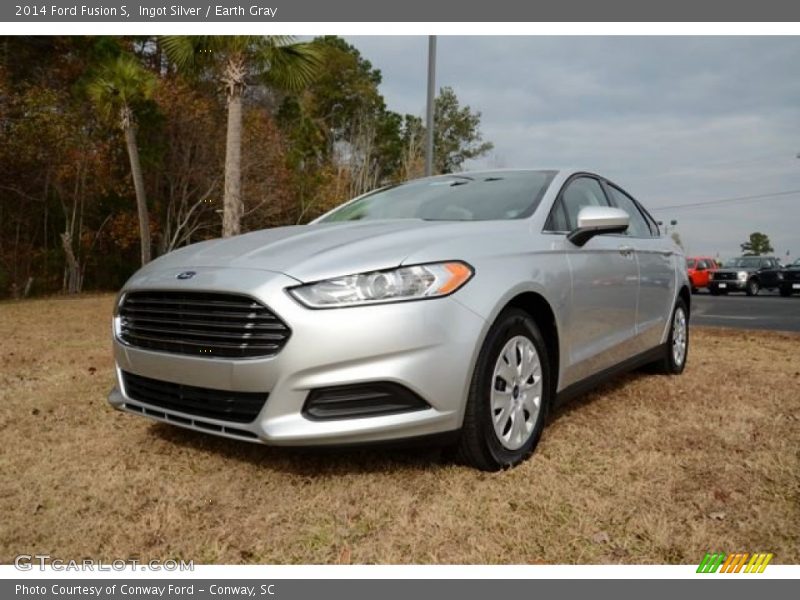 Ingot Silver / Earth Gray 2014 Ford Fusion S