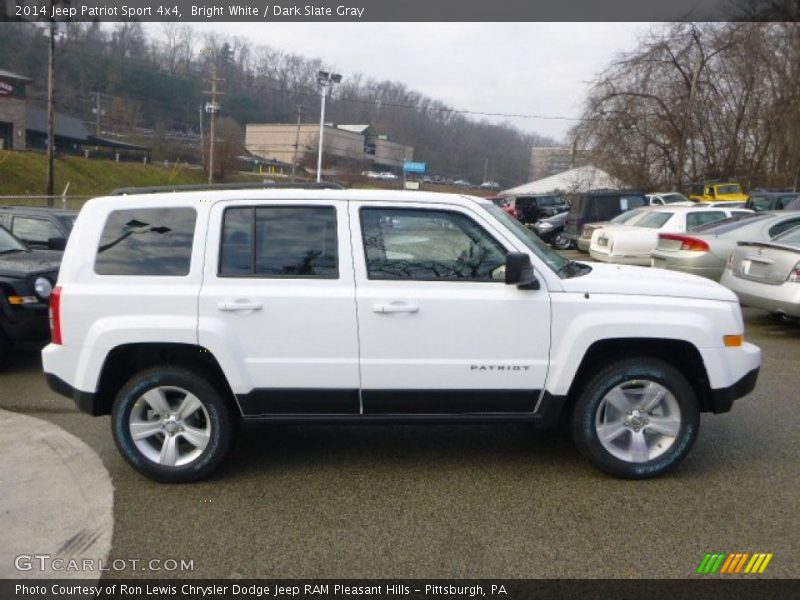 Bright White / Dark Slate Gray 2014 Jeep Patriot Sport 4x4