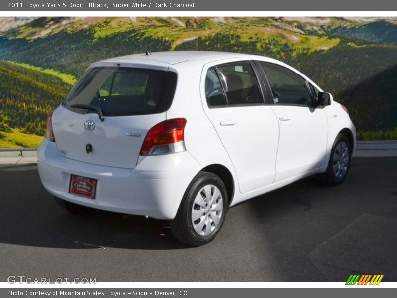 Super White / Dark Charcoal 2011 Toyota Yaris 5 Door Liftback