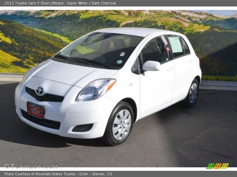 Super White / Dark Charcoal 2011 Toyota Yaris 5 Door Liftback