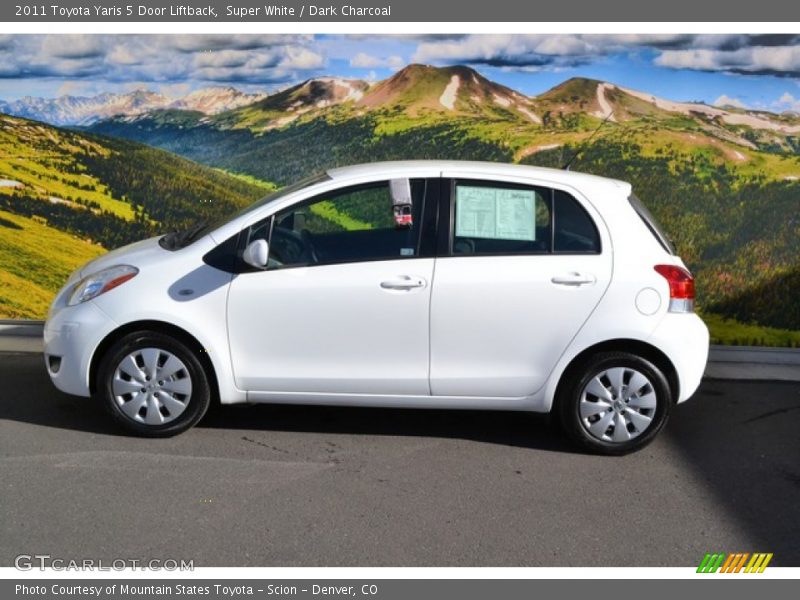 Super White / Dark Charcoal 2011 Toyota Yaris 5 Door Liftback