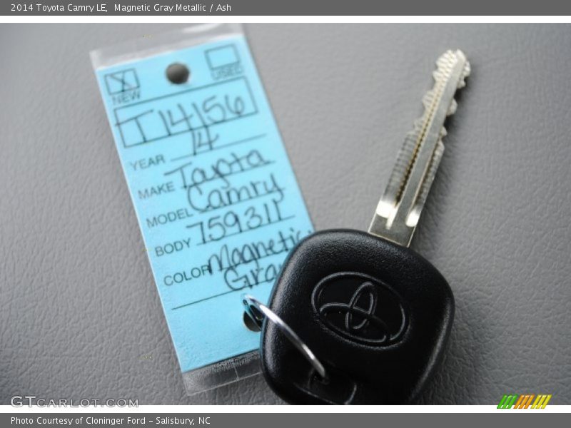 Magnetic Gray Metallic / Ash 2014 Toyota Camry LE