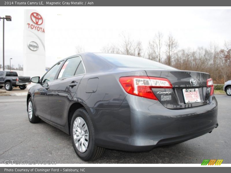Magnetic Gray Metallic / Ash 2014 Toyota Camry LE