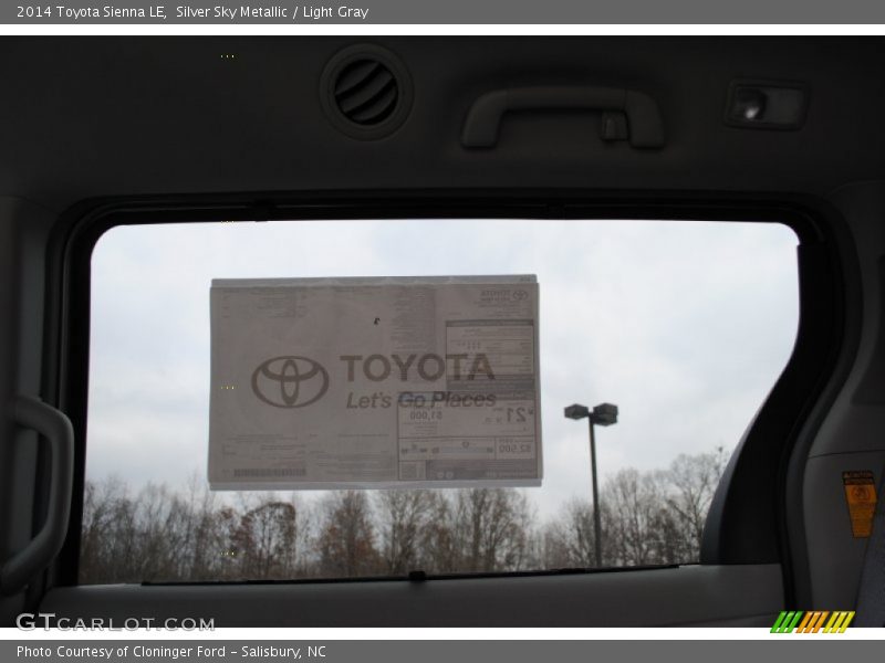 Silver Sky Metallic / Light Gray 2014 Toyota Sienna LE