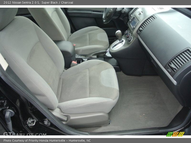 Super Black / Charcoal 2012 Nissan Sentra 2.0 S