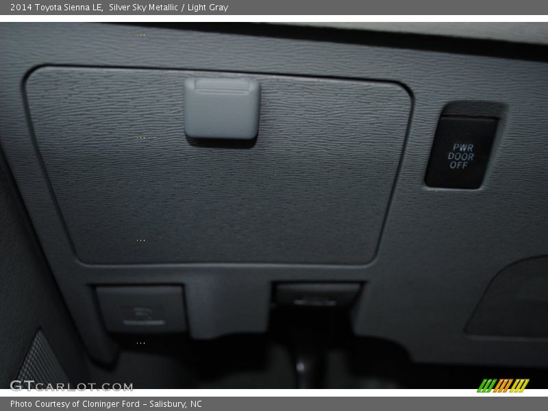 Silver Sky Metallic / Light Gray 2014 Toyota Sienna LE
